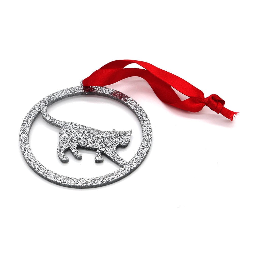 Cat decoration in silver and gold